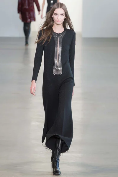 Look 27